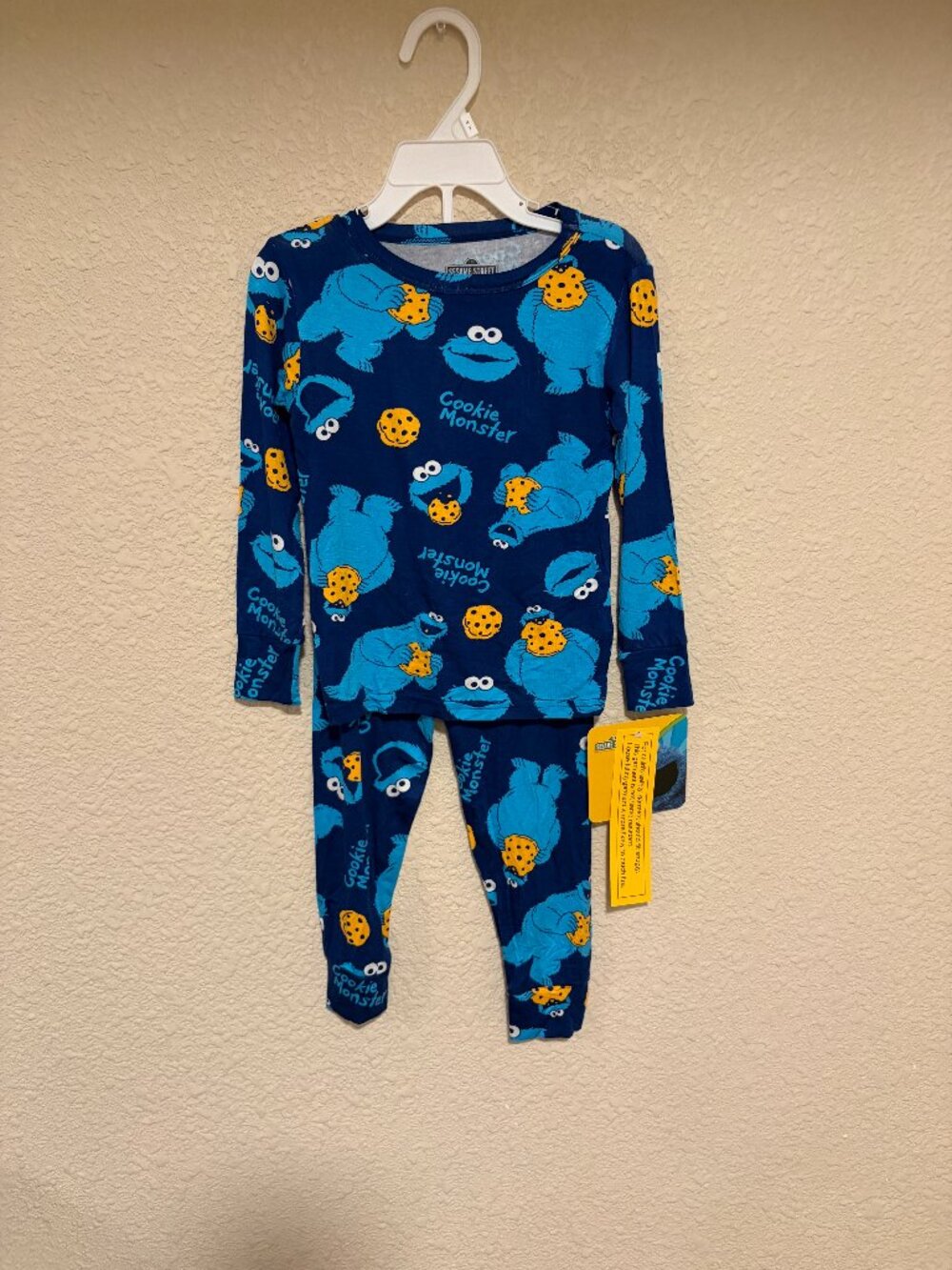 Sesame Street Cookie Monster Pajama Set Kids 4T Blue Cookies 2 Piece NWT